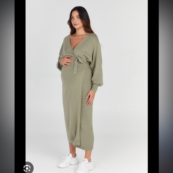 legoe heritage Dresses & Skirts - Legoe heritage Wrap maternity Dress Olive green XS